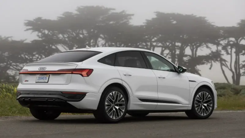 2027 Audi Q8 e-tron SUV Exterior
